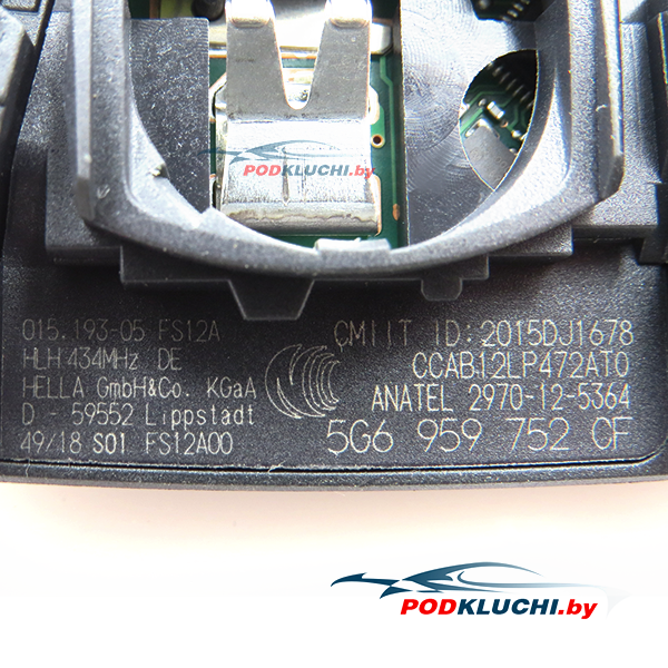 Ключ зажигания Volkswagen Tiguan 2018-2020, Touran 2018-, Crafter 2018-, 3 кнопки, 434Mhz